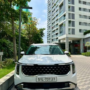 Thuê Xe Kia Carnival